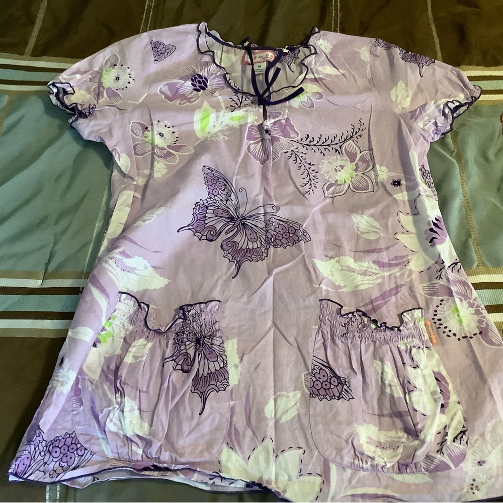 Koi Bridgette scrub top size M